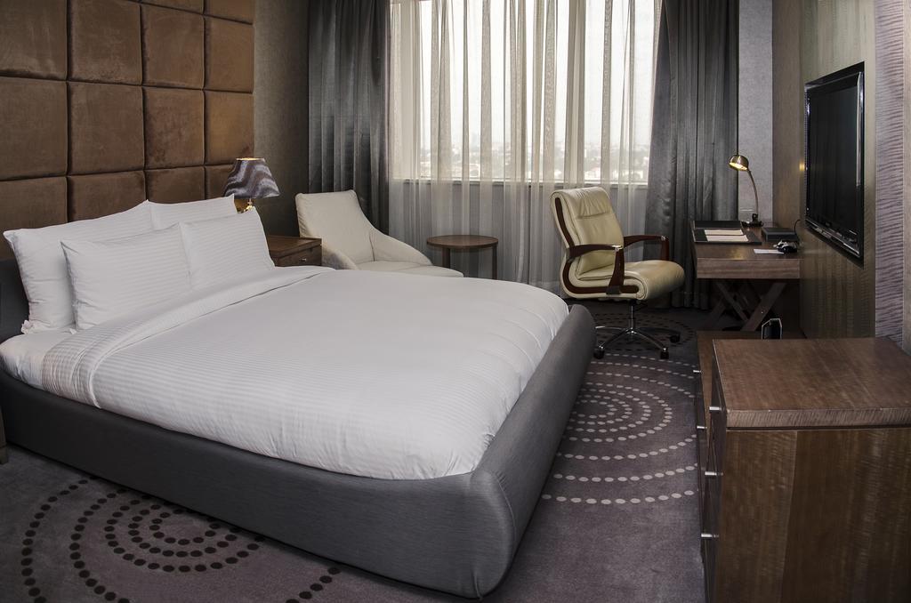 Fleuve Congo Hotel By Blazon Hotels Kinşasa Dış mekan fotoğraf